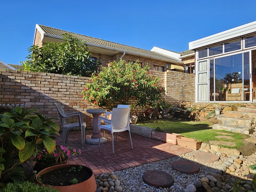 3 Bedroom Property for Sale in Jeffreys Bay Central Eastern Cape